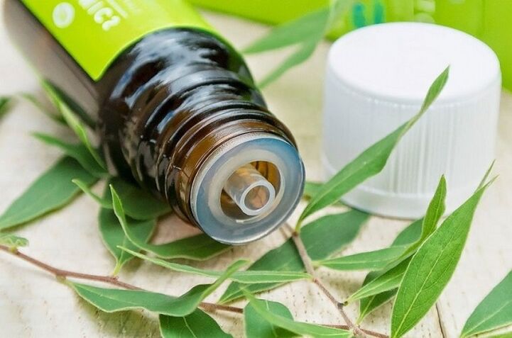 Tea tree oil to get rid of warts