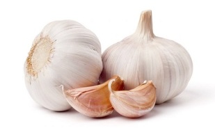 Garlic for the treatment of warts